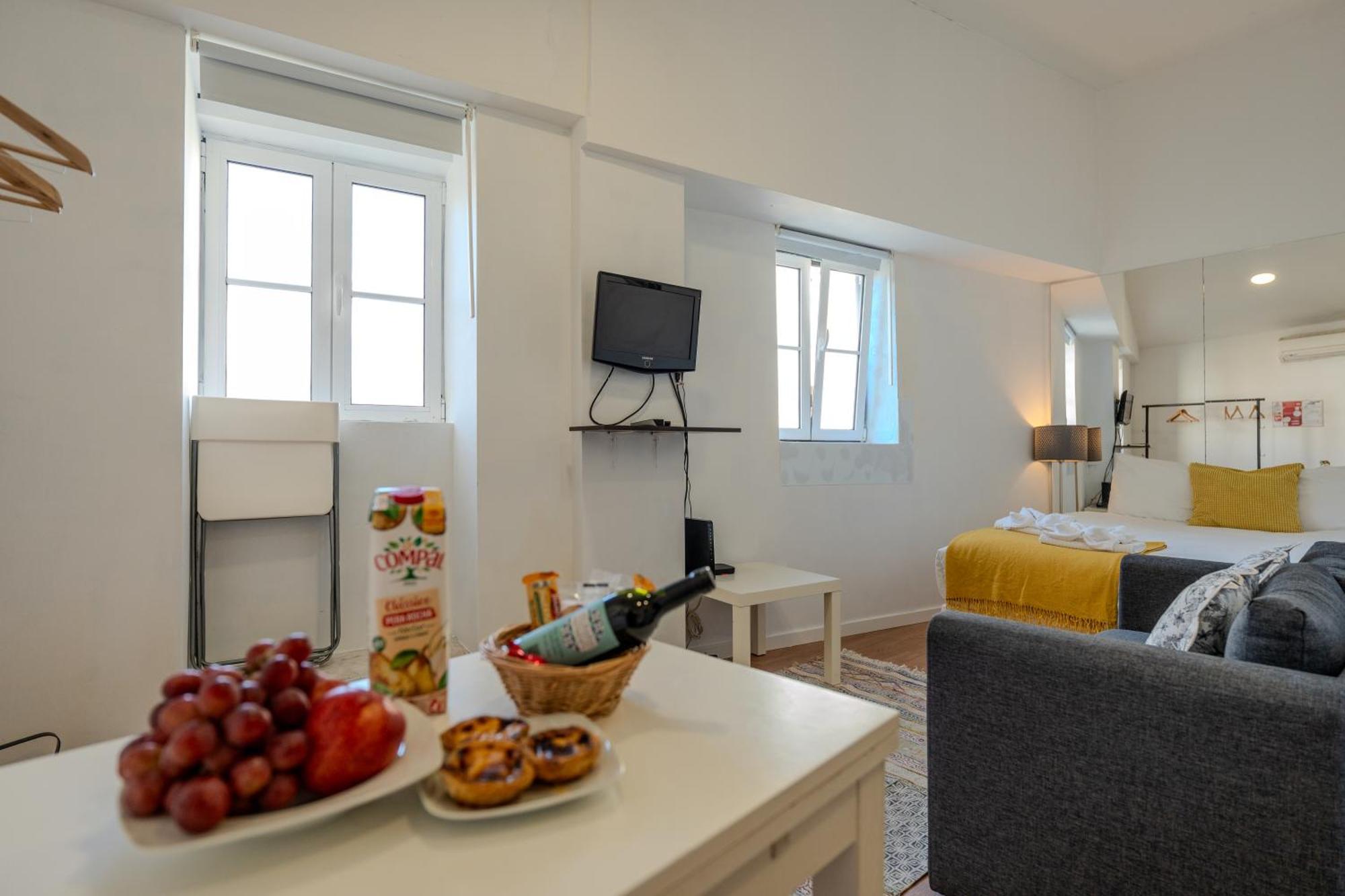 Studio Mouraria, Lisbon Center, Tram & Metro Экстерьер фото